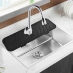 Silicone Faucet Sink Splash Pad Kitchen Accessories Waterproof Bathroom Sink Protector Pad Bathroom Accessories Splash Guard 1.jpg