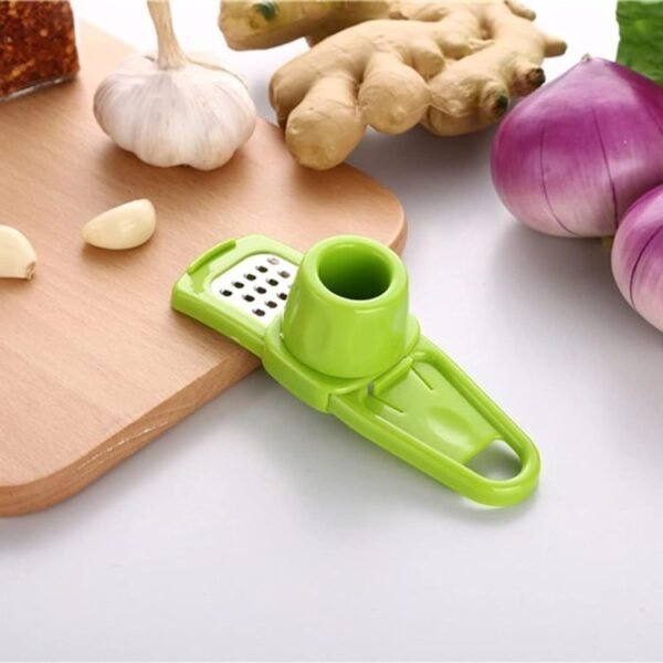 UNLOU Seasoning & Spice Choppers, Stainless Steel PP Garlic Presses Ginger Cutter Candy Color Plastic Grinding Tool Planer Kitchen Grater Grinder