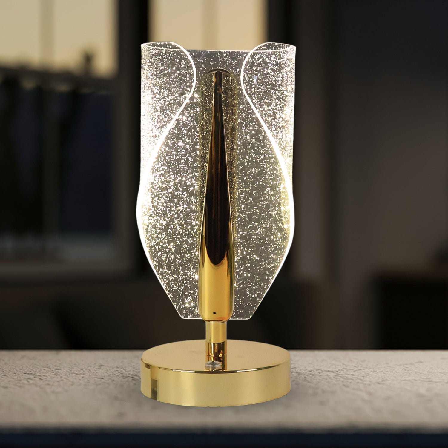 oRMShnmwtIgef3u4lZIy6Kd1QZlW3MZR63RdCTHh-1.jpg Luxury Crystal Table Lamp With Usb Charging - Image 1